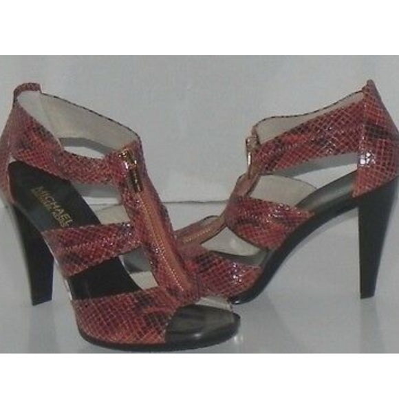 MICHAEL Michael Kors Shoes - MICHAEL KORS SANDALS 🚫 trades